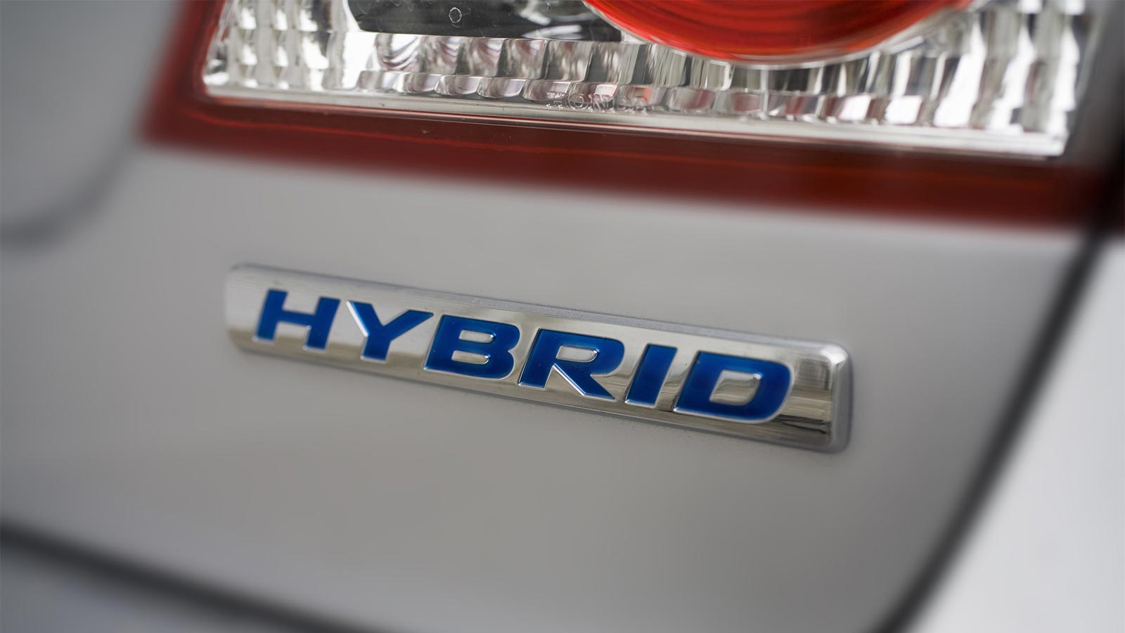 Petrol vs Hybrid — a buyer’s guide to making the best choice