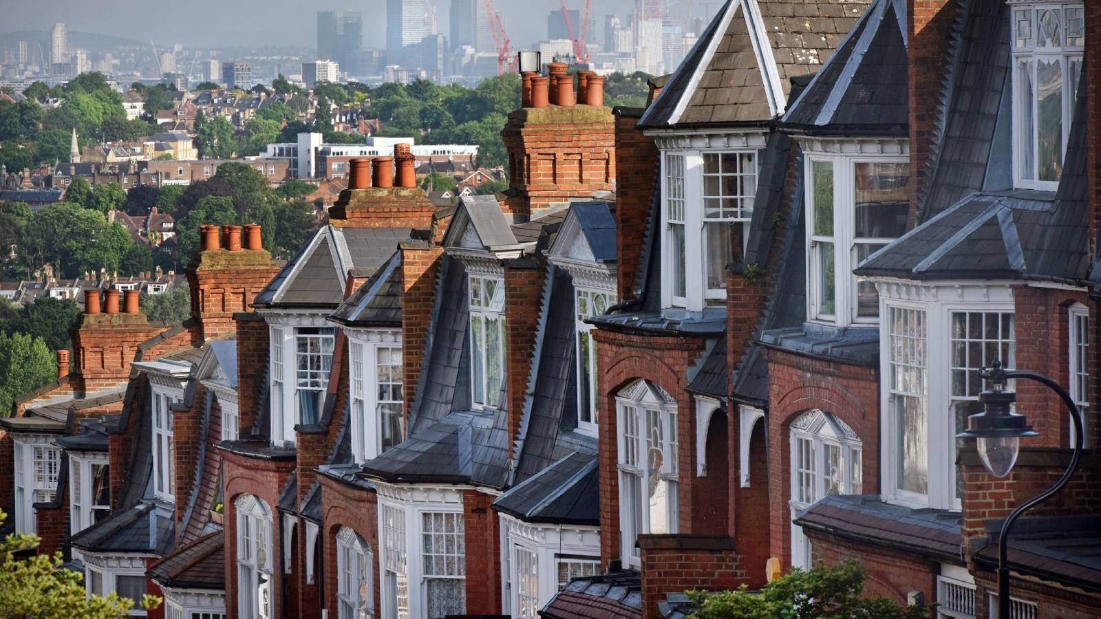 Alternative ways onto the property ladder as a first time buyer